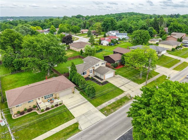 7739 Hoertz Road, Parma, OH 44134