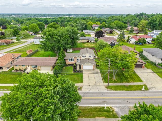 7739 Hoertz Road, Parma, OH 44134