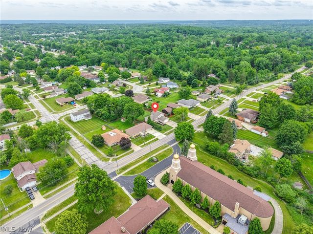 7739 Hoertz Road, Parma, OH 44134