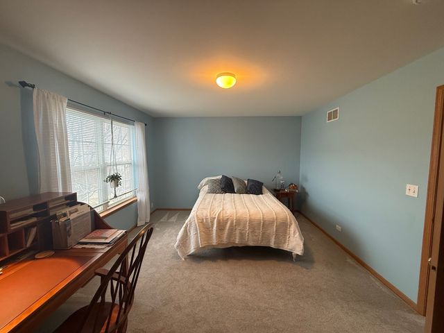 1605 Samuel Court, Gurnee, IL 60031