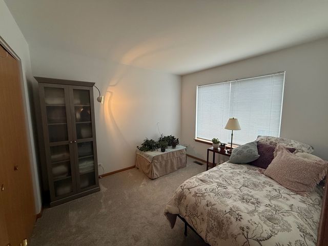 1605 Samuel Court, Gurnee, IL 60031