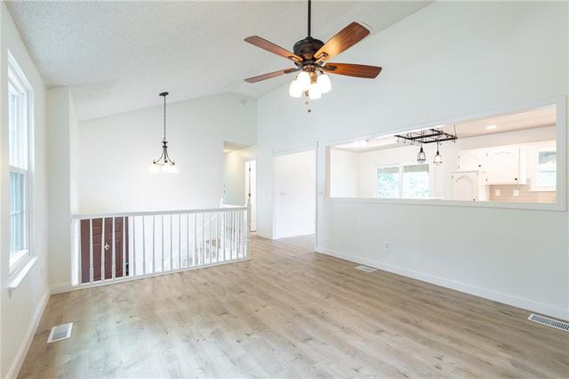 410 Copeland Drive, Greenwood, MO 64034