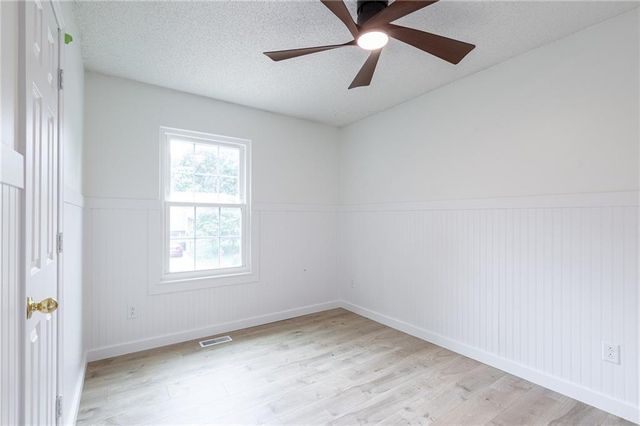 410 Copeland Drive, Greenwood, MO 64034