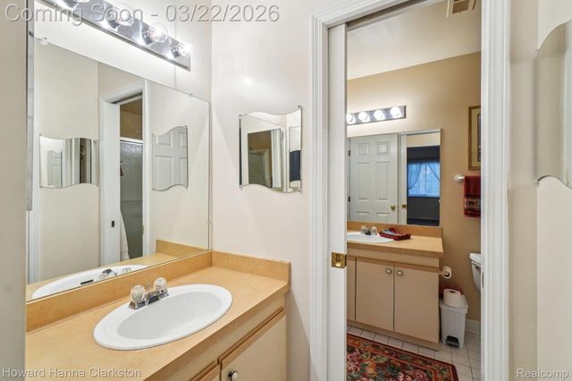 6819 Fox Lane, Waterford Charter Township, MI 48327