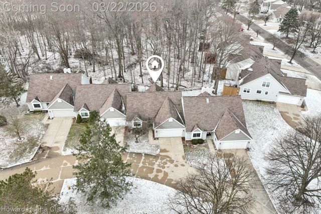 6819 Fox Lane, Waterford Charter Township, MI 48327