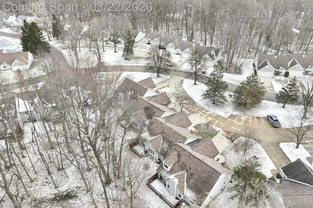 6819 Fox Lane, Waterford Charter Township, MI 48327