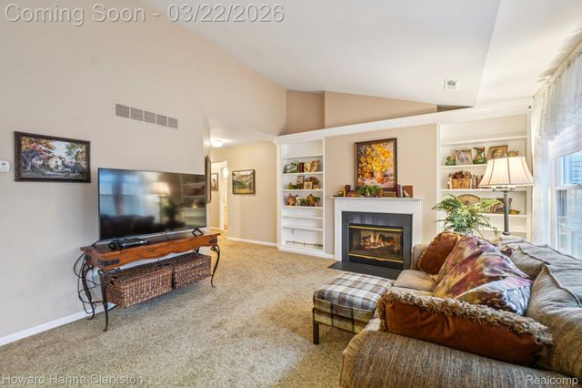 6819 Fox Lane, Waterford Charter Township, MI 48327