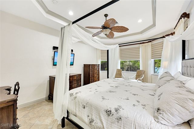 7655 Martino CIR, Naples, FL 34112