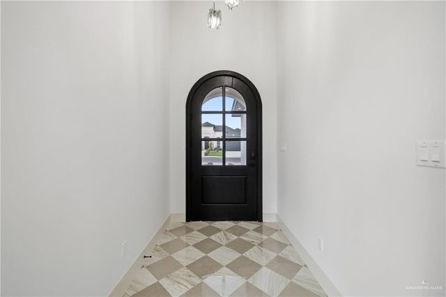 8034 N 48th Lane, Mcallen, TX 78504