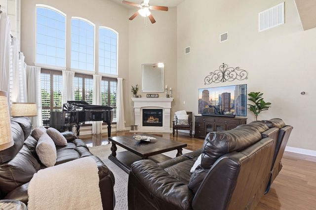 113 Lakota PASS, Austin, TX 78738