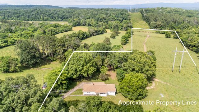 918 Old Lafayette Road, Chickamauga, GA 30707