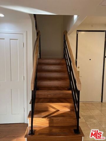 120 S Crescent Drive 305, Beverly Hills, CA 90212