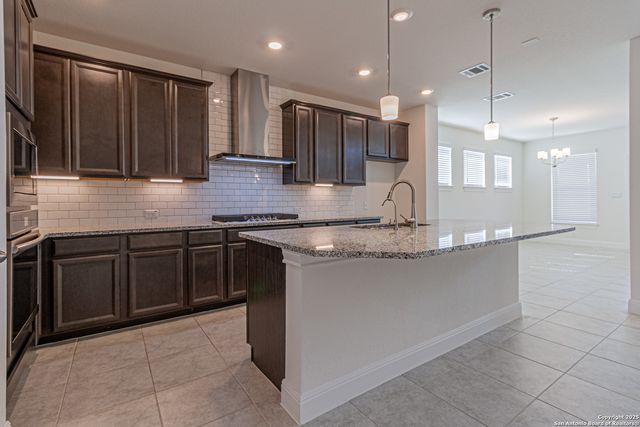 12455 Diagon Alley, San Antonio, TX 78254