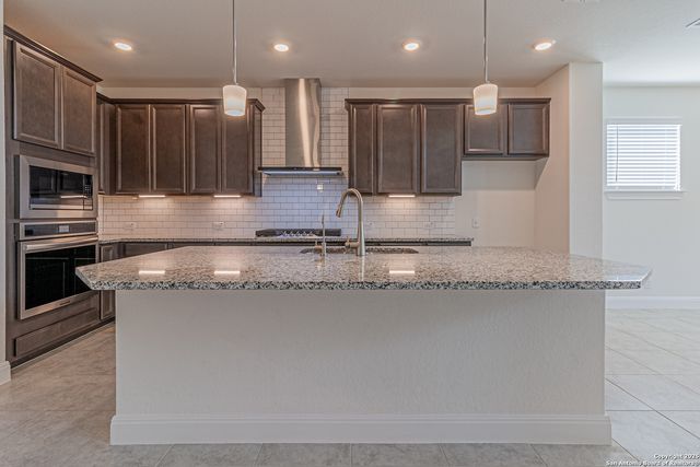 12455 Diagon Alley, San Antonio, TX 78254