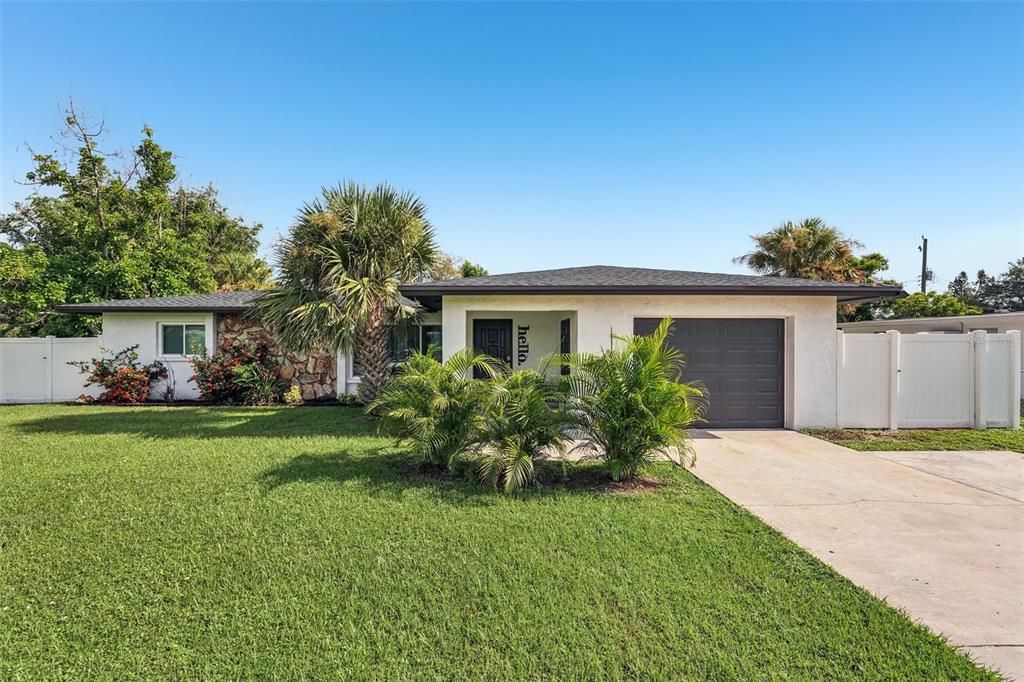 1302 MANGO AVENUE, Venice, FL 34285