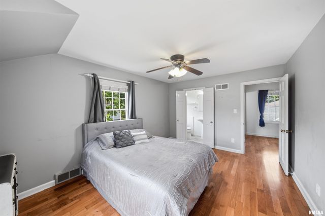 231 W RIDGEMONT Road, Peoria, IL 61614