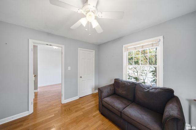 231 W RIDGEMONT Road, Peoria, IL 61614