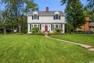 231 W RIDGEMONT Road, Peoria, IL 61614