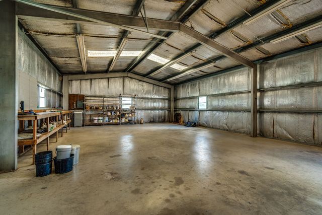 3754 Ft Graham Road, West, TX 76691