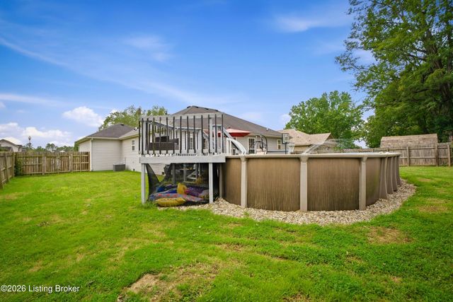 5523 Vevia Pl, Louisville, KY 40272