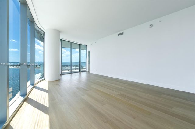175 SE 25 Rd 501, Miami, FL 33129