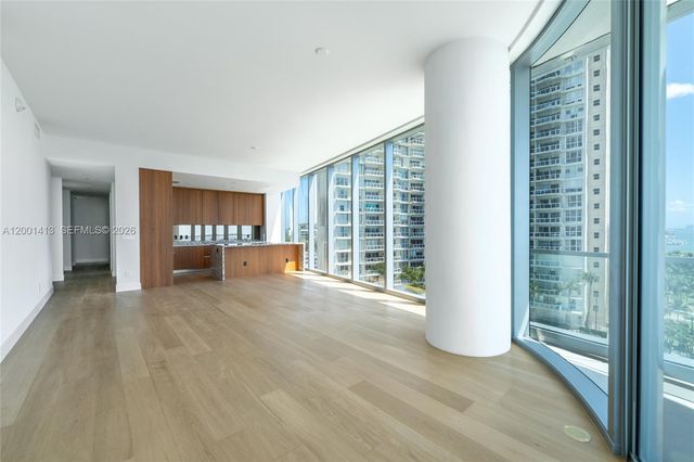 175 SE 25 Rd 501, Miami, FL 33129