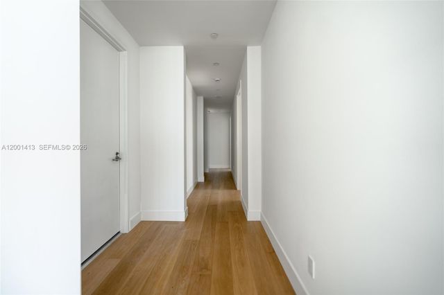 175 SE 25 Rd 501, Miami, FL 33129