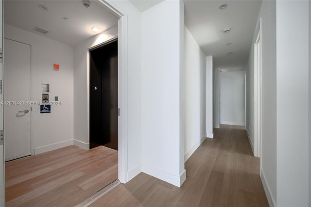 175 SE 25 Rd 501, Miami, FL 33129