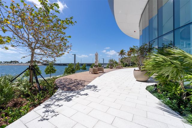 175 SE 25 Rd 501, Miami, FL 33129