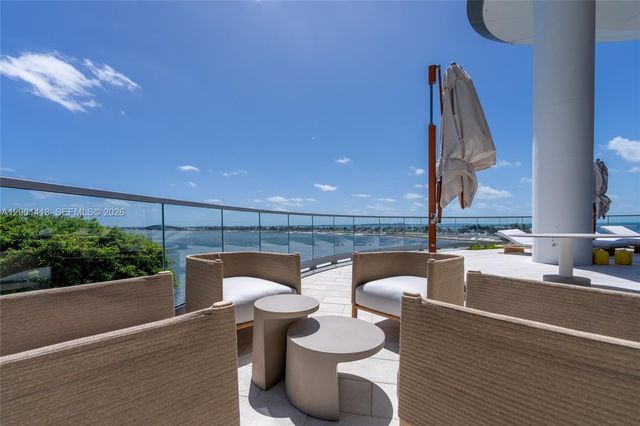 175 SE 25 Rd 501, Miami, FL 33129