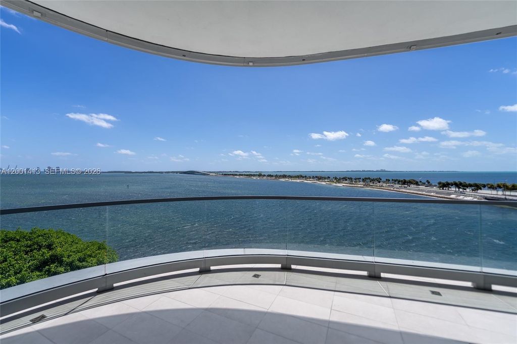 175 SE 25 Rd 501, Miami, FL 33129