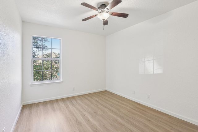 6210 outlook RDG, San Antonio, TX 78233