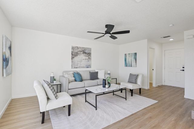 6210 outlook RDG, San Antonio, TX 78233