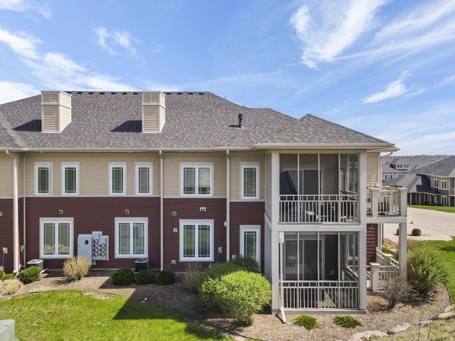 3152 S High Point Road, Madison, WI 53719