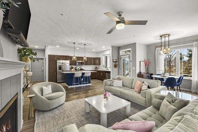 3152 S High Point Road, Madison, WI 53719