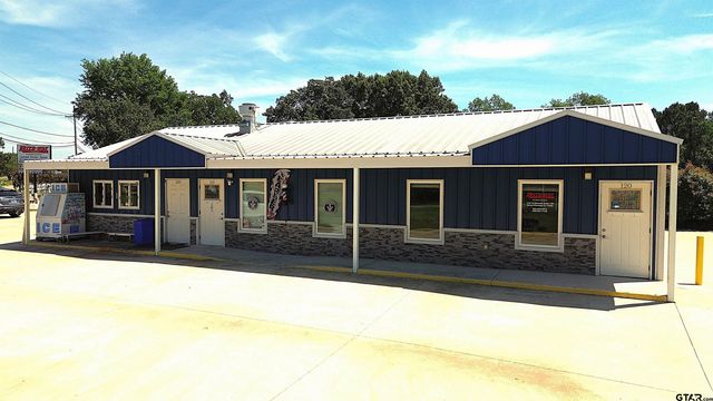 1721 N Edwards Ave., Mt Pleasant, TX 75455