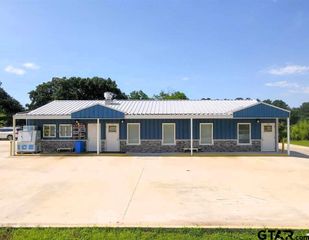 1721 N Edwards Ave., Mt Pleasant, TX 75455