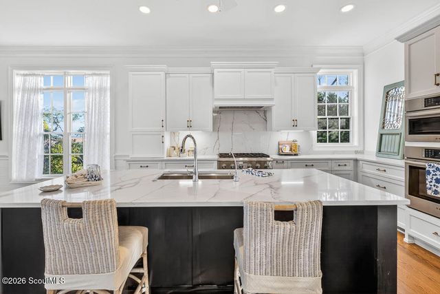 941 Champney, St. Simons Island, GA 31522