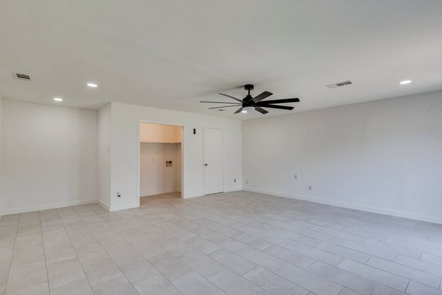 3831 Black Oak Drive, Dallas, TX 75241