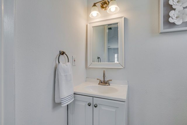 3831 Black Oak Drive, Dallas, TX 75241