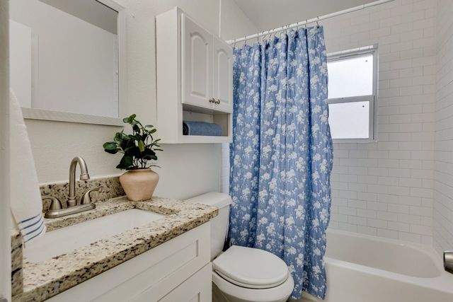 3831 Black Oak Drive, Dallas, TX 75241