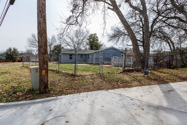 3831 Black Oak Drive, Dallas, TX 75241