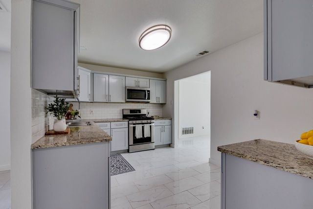 3831 Black Oak Drive, Dallas, TX 75241