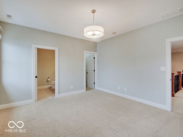 6648 Westminster Drive, Zionsville, IN 46077