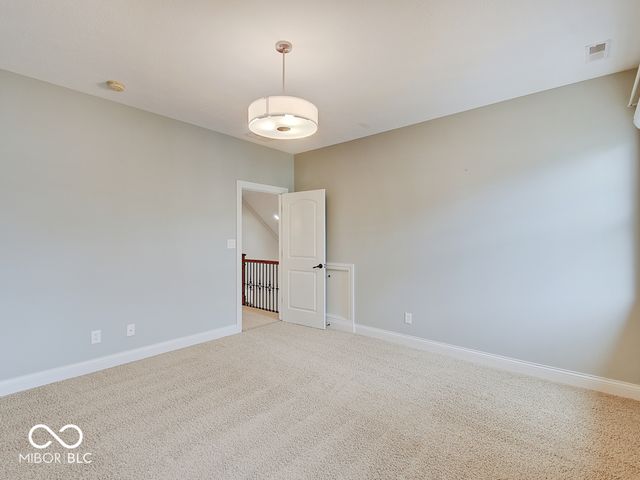 6648 Westminster Drive, Zionsville, IN 46077