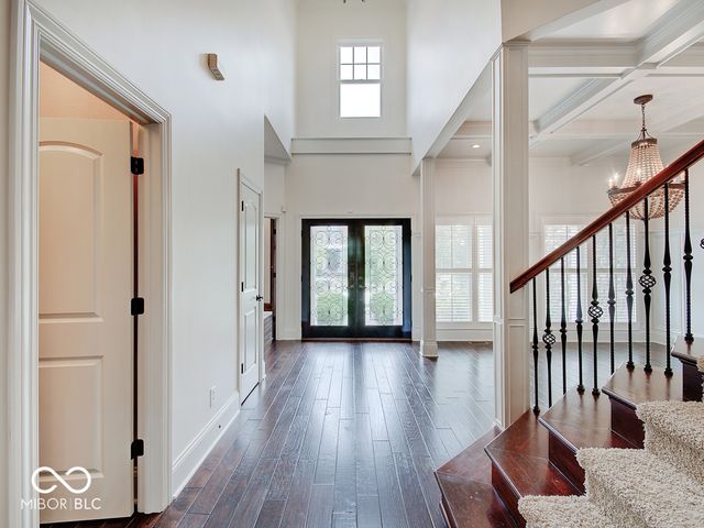 6648 Westminster Drive, Zionsville, IN 46077