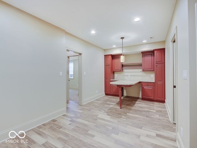 6648 Westminster Drive, Zionsville, IN 46077