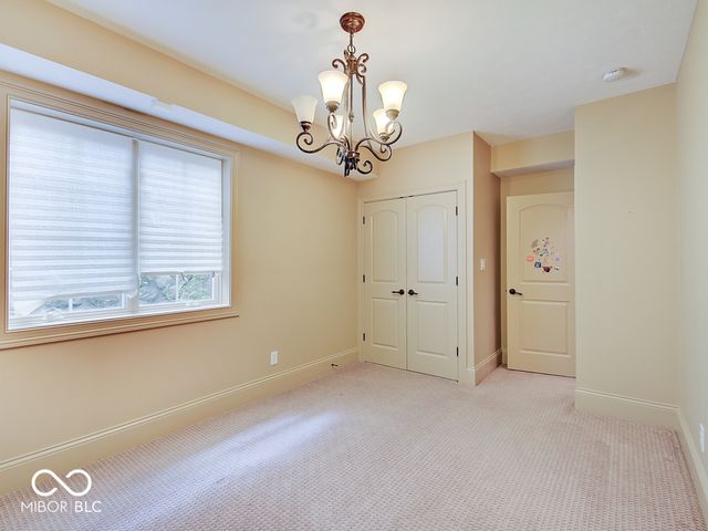 6648 Westminster Drive, Zionsville, IN 46077