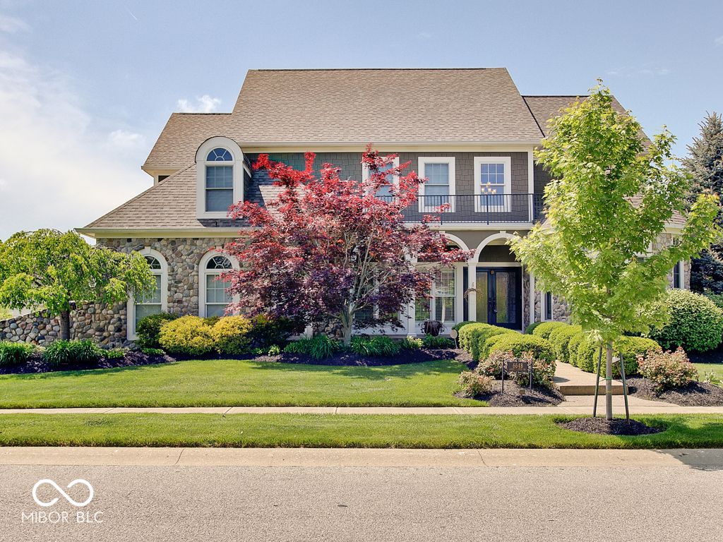 6648 Westminster Drive, Zionsville, IN 46077