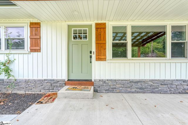 303 Watson Road, Taylors, SC 29687
